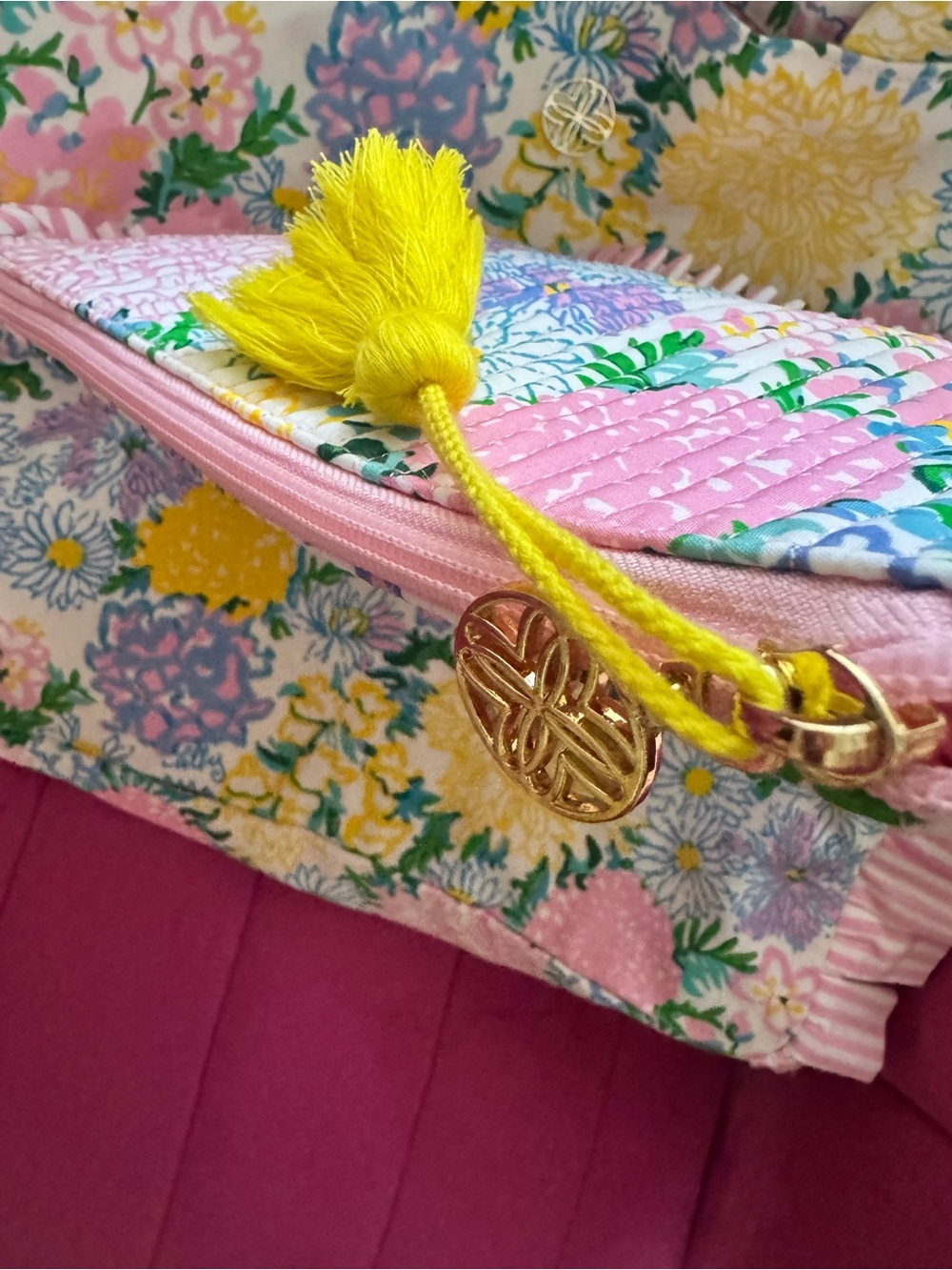 Lilly Pulitzer Ruffle Tote and Pouch Set - Picture 5 of 11